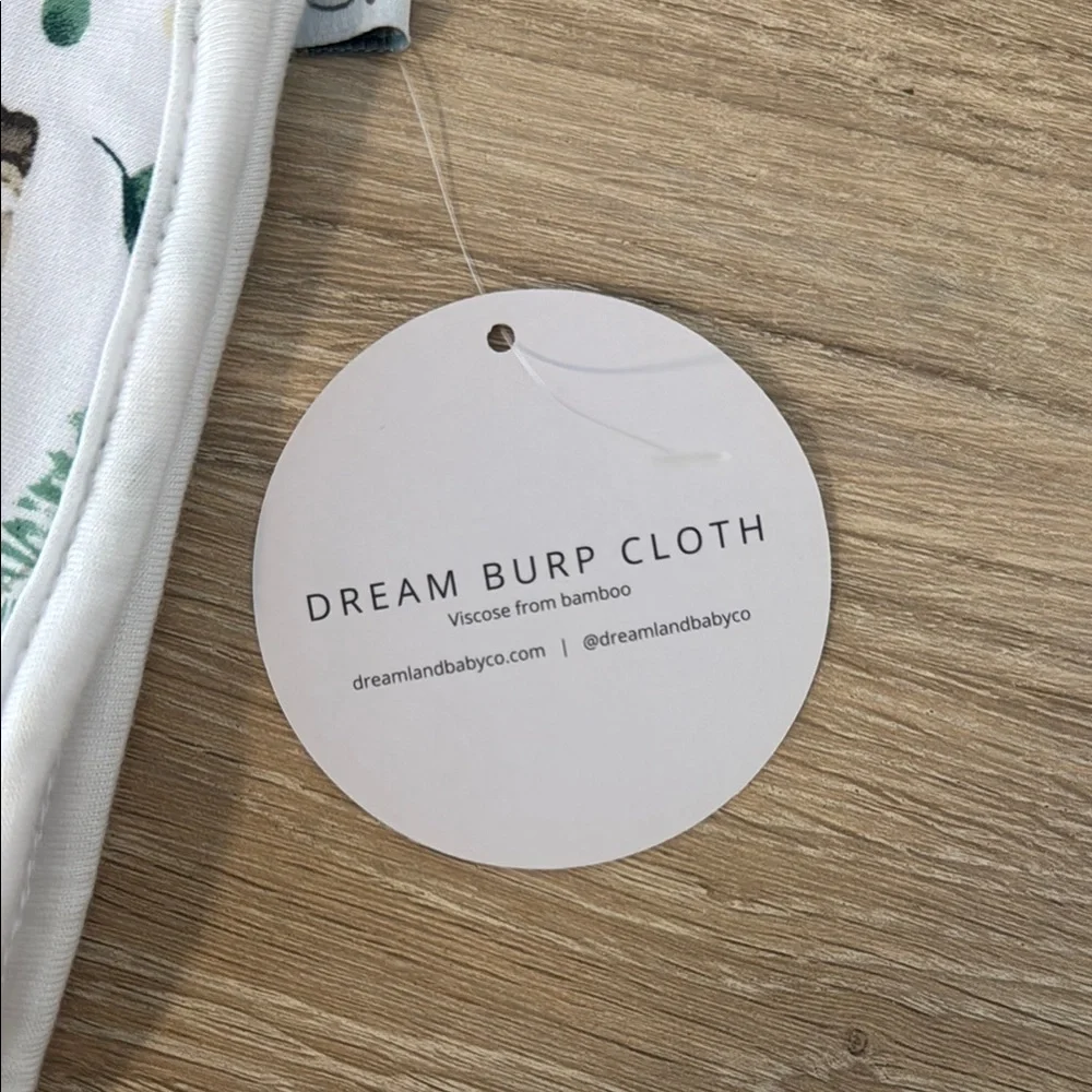 Dream Burp Cloth with Animal and Leaf Print - White and Green